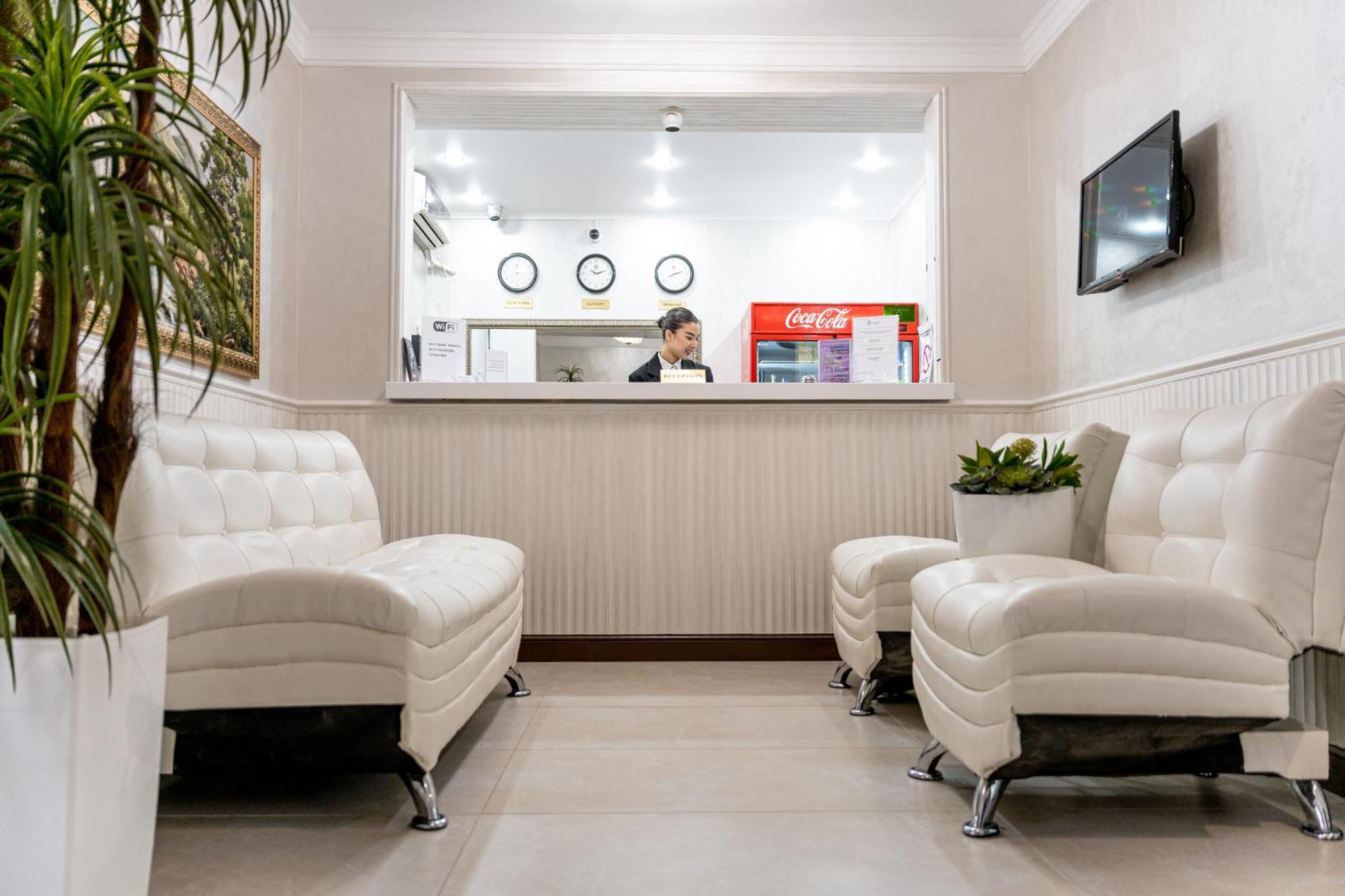 Mildom Express Almaty Exterior foto