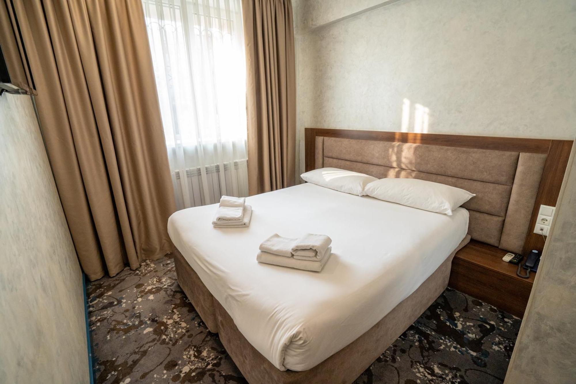 Mildom Express Almaty Exterior foto